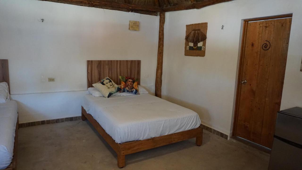Casa Frida Hotell Chelem Exteriör bild