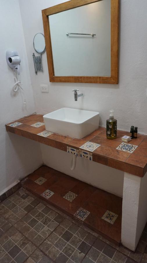 Casa Frida Hotell Chelem Exteriör bild